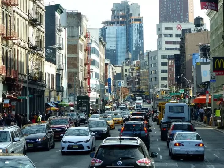 New York Berlakukan Biaya Tol Lebih Tinggi untuk Menghindari Kemacetan