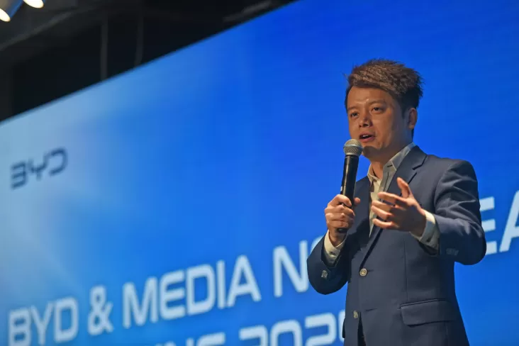 Denza D9: Kendaraan Keluarga Listrik yang Terjangkau dan Kekinian Akan Diproduksi di Tanah Air