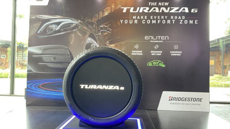 “Bridgestone Jadi Kaki Mobil Listrik Buatan Lokal yang Semakin Canggih!”