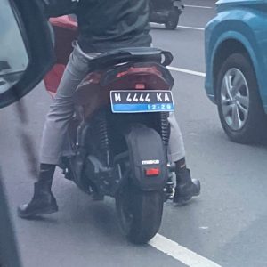 Motor Listrik Asli Tanah Air Mirip Yamaha E01 Terjaring Saat Uji Coba di Jalan Raya