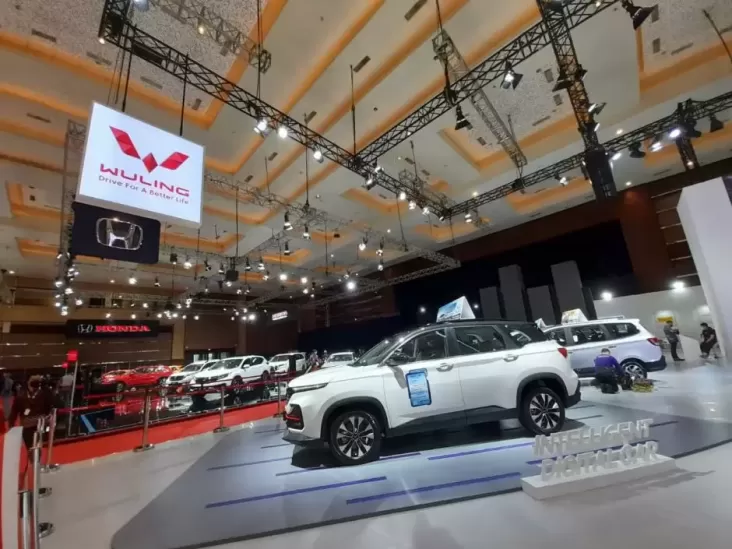 IIMS Ramai Pengunjung, Siap Pindah dari JIExpo Kemayoran?