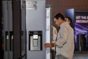 “AQUA Rilis Sweat Heart, Solusi Terbaik untuk Berbagai Pilihan Perangkat Elektronik”