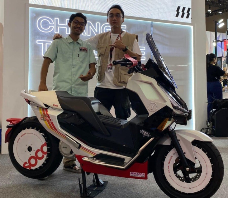 Inovasi Terbaru dari Alva: Motor Listrik yang Unik di IIMS 2025 dengan Desain yang Mirip-mirip!