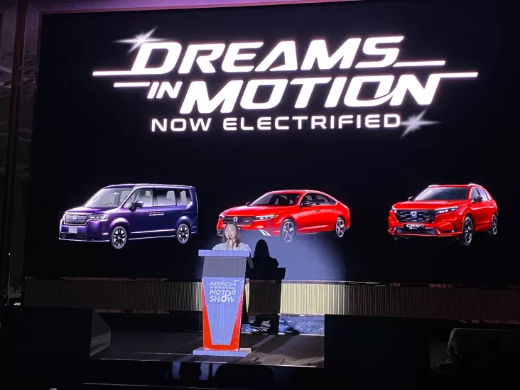 Honda Siapkan Mobil Listrik Super Cepat untuk Mewujudkan Impian di IIMS 2025