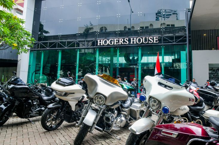 "Hogers Siap Menyambut Tahun 2025 dengan Persiapan Mengendarai Harley-Davidson"