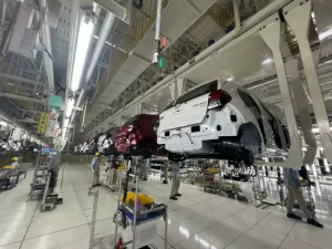 Rahasia Terungkap! Saksikan Proses Pembuatan Mobil Daihatsu di Pabrik KAP 2 Secara Langsung