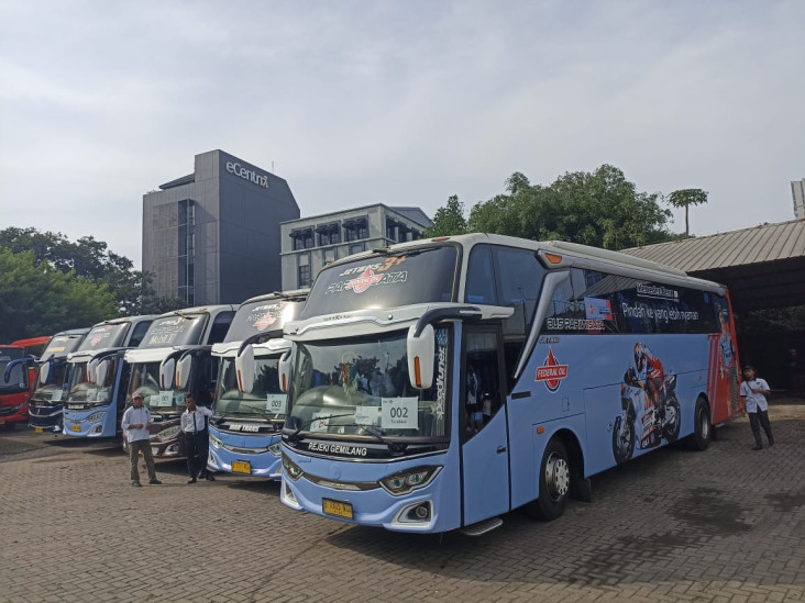 Isuzu Siap Bawa Warga ke 30 Kota Melalui Program Mudik Gratis