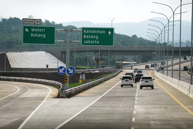 Kepadatan Lalu Lintas di Tol Semarang-Batang Melonjak Sebelum Puncak Arus Mudik