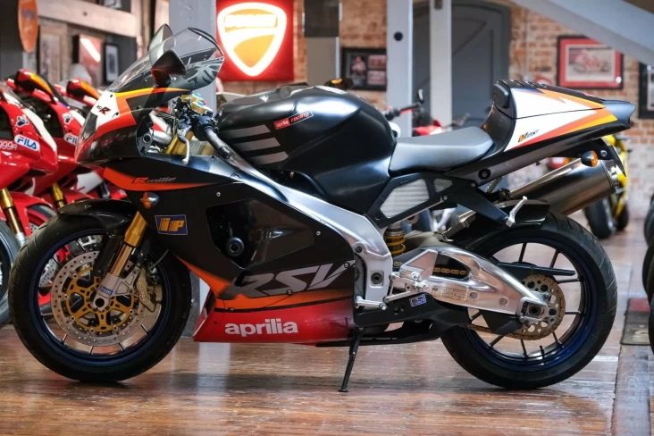 "Zonsen, Si Penyelamat Kehadiran Aprilia RSV 1000 dari China"