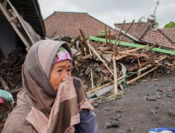 Fakta Erupsi Semeru: Pendaki Terjebak dan Ratusan Warga Mengungsi