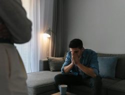 9 Kata yang Sering Diucapkan Orang Tanpa Perasaan Saat Menjawab Orang Lain