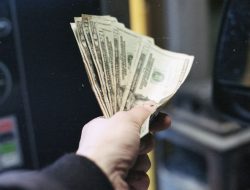 Akhir Tahun Bawa Berkah, 4 Shio Ini Siap Jadi Kaya Raya