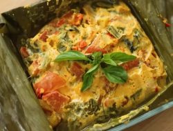 Resep Pepes Ayam Rempah Kaya Protein ala Chef Devina