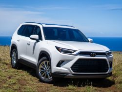 SUV Andal dengan Harga Terjangkau? Cek Toyota Rush Bekas Ini Sebelum Kehabisan