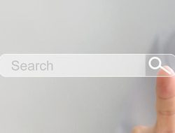 Pencarian 3 korban longsor di Kampung Condong ditunda hujan, dilanjutkan Senin pagi dengan alat berat