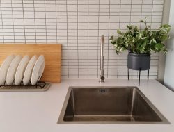 Jenis Keramik Tahan Lama untuk Dapur yang Aman