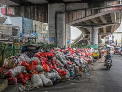 Darurat Sampah Tangsel: Gagal Kelola, Kebangkrutan Layanan Dasar