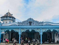 Filosofi Biru di Keraton Solo, Simbol Keagungan Nama Surakarta