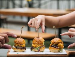 7 Kafe Rooftop Terdekat Medan yang Membuat Betah Nongkrong