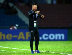 Hanya Isu! Pelatih Persebaya Surabaya Bukan Tavares atau Mora