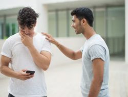 8 Jenis Orang yang Sebaiknya Dijauhi Saat Usia Bertambah, Menurut Psikologi