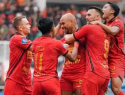 Misteri Kutukan Persija Jakarta: Korban Baru Tunggu Waktu, Bajak Bintang Persib Jadi Jawaban?