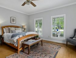 15 Pilihan Warna Cat yang Membuat Ruangan Terang