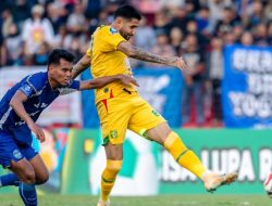 Bruno Paraiba atau Lewandowski? Bonek Terpukau Striker Baru Persebaya