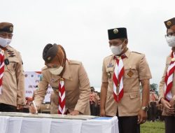 Menteri PMK dan Tito Karnavian Hadir di Agam, Resmikan Huntara Kayu Pasak Palembayan