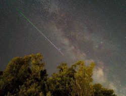 Kapan Puncak Hujan Meteor Alpha Centaurid? Catat Tanggalnya
