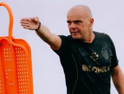 Johnny Jansen Berjuang! Bali United Kehilangan Satu Bintang Asing Saat Dua Bintang Persebaya Absen