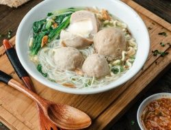5 Tempat Bakso Keju Lumer Terbaik di Jakarta, Viral dan Legendaris
