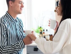 Ketahui Perbedaan Cinta dan Sayang yang Sering Disalahpahami