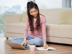 Perempuan Berkembang Terus Biasanya Memiliki 8 Ciri Ini Saat Dewasa, Menurut Psikologi