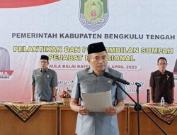13 Pejabat dan 53 Kepala Sekolah Bengkulu Tengah Dilantik Resmi