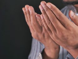 Ustadz Ahmad Zainuddin Bagikan Rahasia Mendapatkan Ampunan Allah di Bulan Ramadan, Ingatkan 10 Amalan Penting