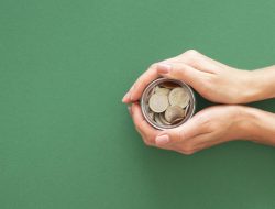 Bolehkah Zakat Mal Diberikan ke Keluarga? Ini Penjelasannya