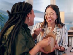 Orang yang Mengingat Detail Kecil Orang Lain Berbulan-bulan Lalu Punya 7 Bakat Sosial Ini, Kata Psikologi