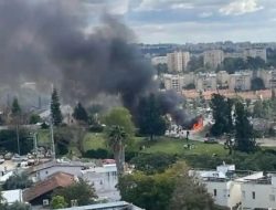 Tidak Ada Kata Mundur: Iran Menolak Gencatan Senjata, Perlawanan Berlanjut Hingga AS-Israel Pergi