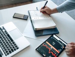 Aplikasi Saham Terbaik 2026, Investasi Menguntungkan Tanpa Risiko!