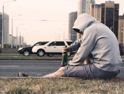 5 Dampak Jadi Pria yang Menghindar dari Masalah dengan Pasangan