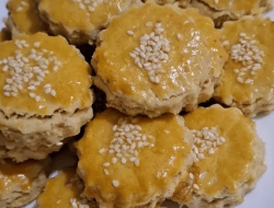 5 resep kue kering kacang lezat untuk sajian Lebaran