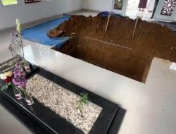 Istri Bos Rokok HS Dimakamkan di Makam Muslim Tajem, Anis Tinggalkan Dua Putra