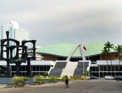 Deddy Sitorus: Gibran Tak Pahami Perbedaan Legislatif dan Eksekutif