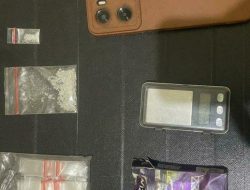 Pria Sijunjung Tidak Berkutik Ditangkap Polisi di Pinggir Jalan, Terbukti Menyimpan Sabu