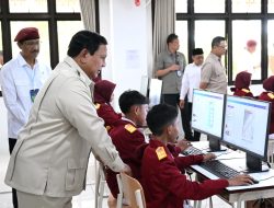 Kunjungan Tak Terduga Presiden Prabowo di Senen, Haru dan Harapan Warga Pecah di Bantaran Rel